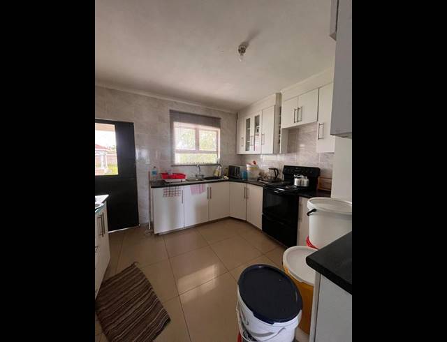5 BEDROOM HOUSE FOR SALE IN NOSITHA